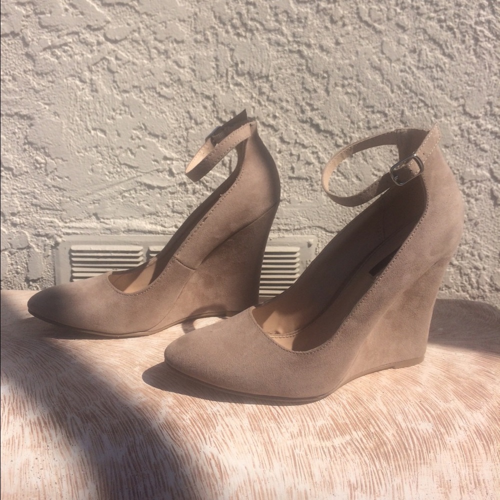 Suede ankle strap pointed wedge heel
